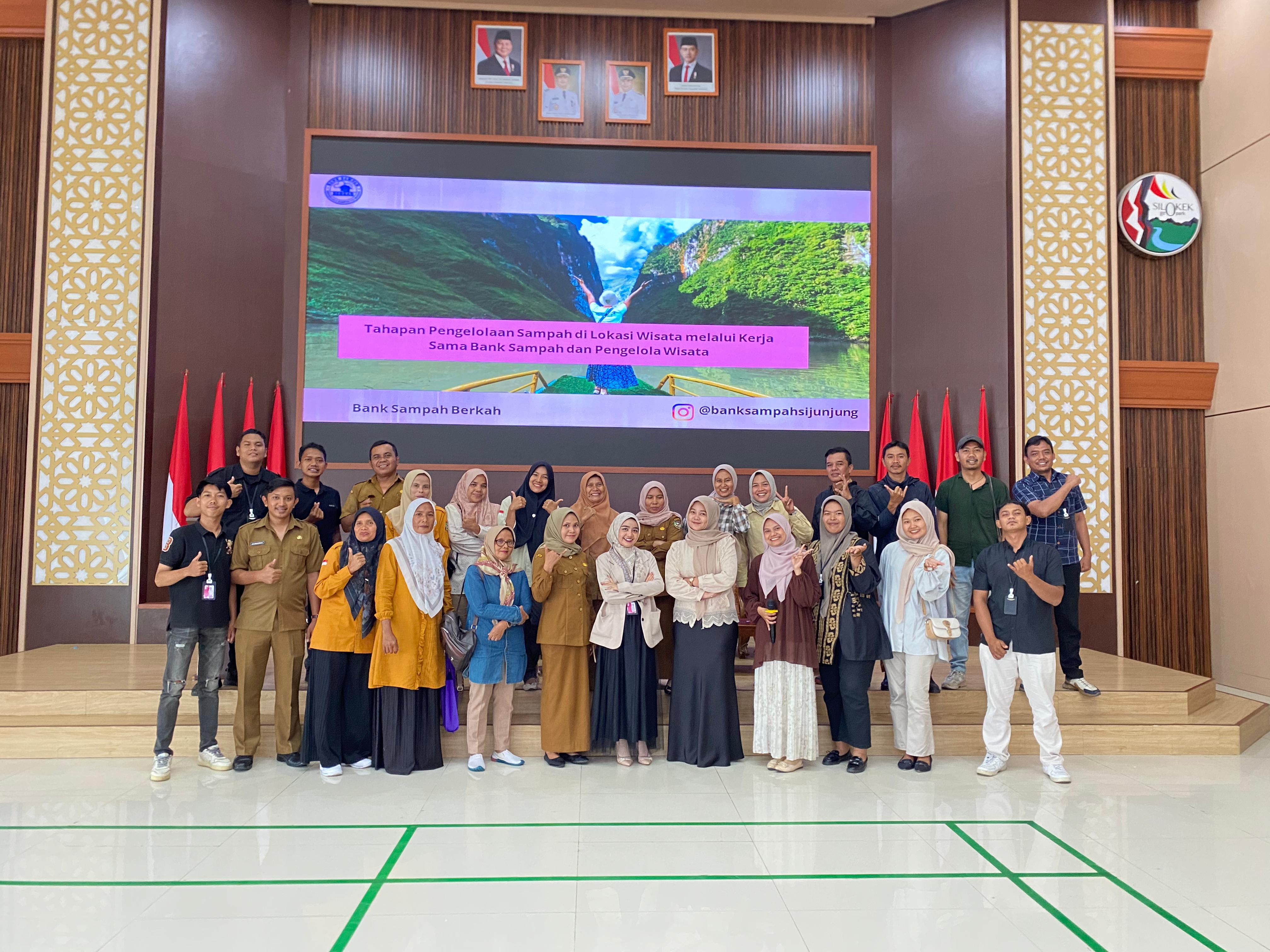 Seminar pengelolaan sampah di wisata